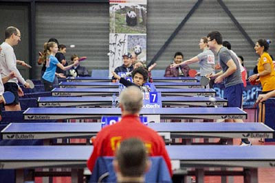 【文体艺苑】反差萌！威武日本相扑选手竟怕打针(图3)