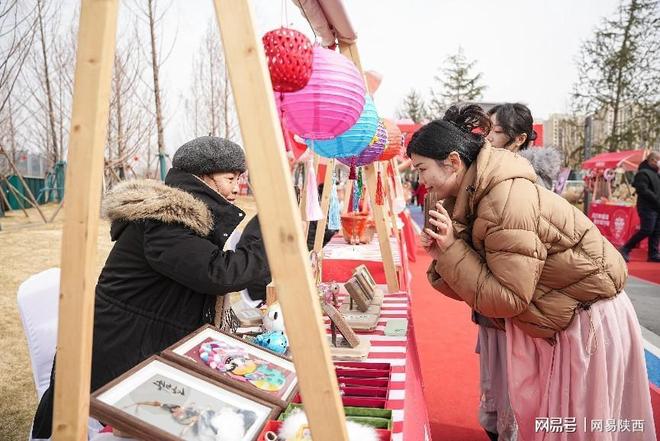 花灯映瞳瑞新岁绽华光西安高新区元宵节活动在未来之瞳科学公园举办(图4)