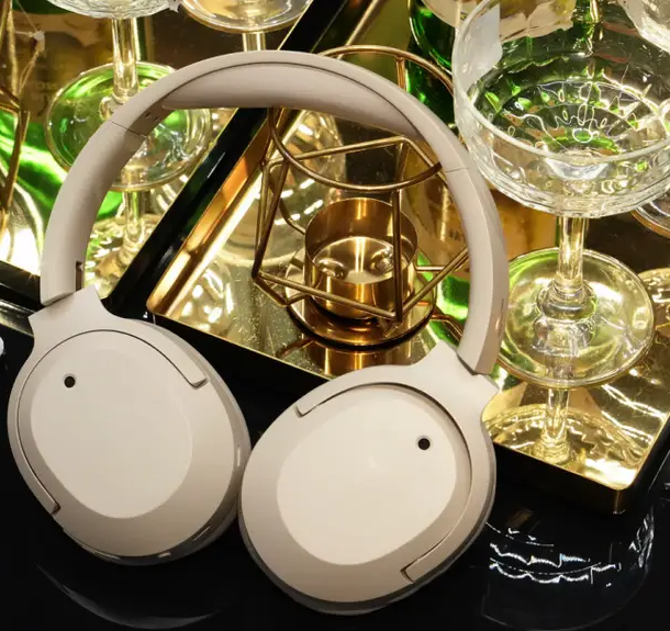 听劝！新年就送这款头戴耳机老用户都夸好用又体面送礼直接封神(图4)