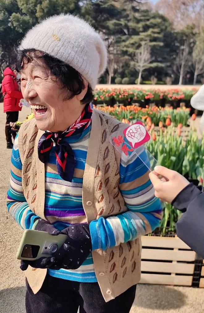 全上海“花头最niong”的地方!许多人全家出动!91岁“花样阿婆”透露长寿秘诀(图3)