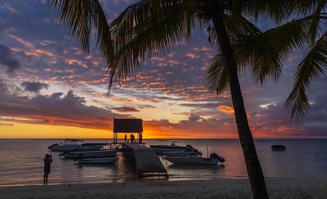 非洲小国与中国关系不一般货币上印华人头像过年也放假过春节(图9)