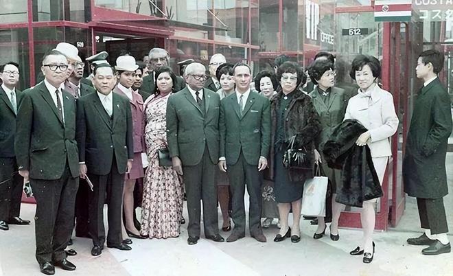 非洲小国与中国关系不一般货币上印华人头像过年也放假过春节(图13)