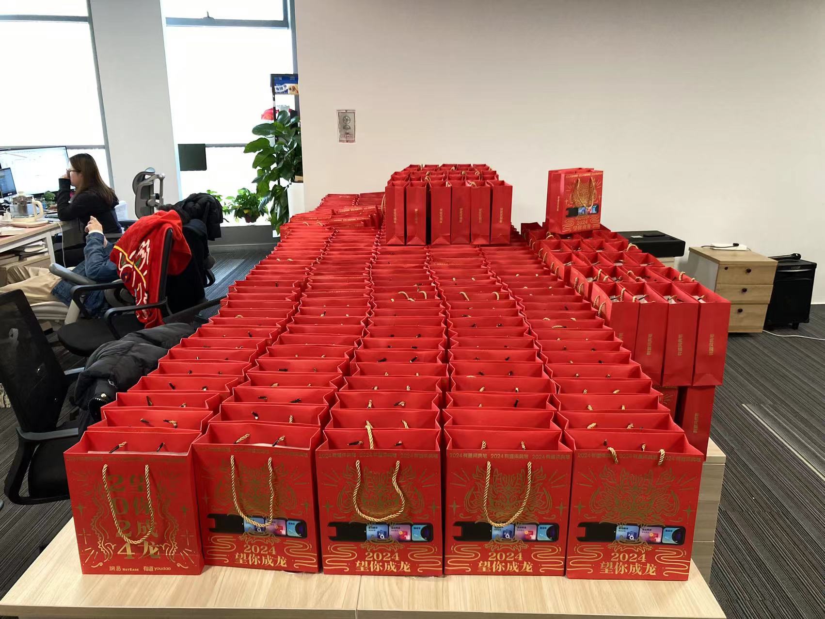 春节回家就开福特智趣烈马方盒子越野＋续航1220km还省油！(图1)