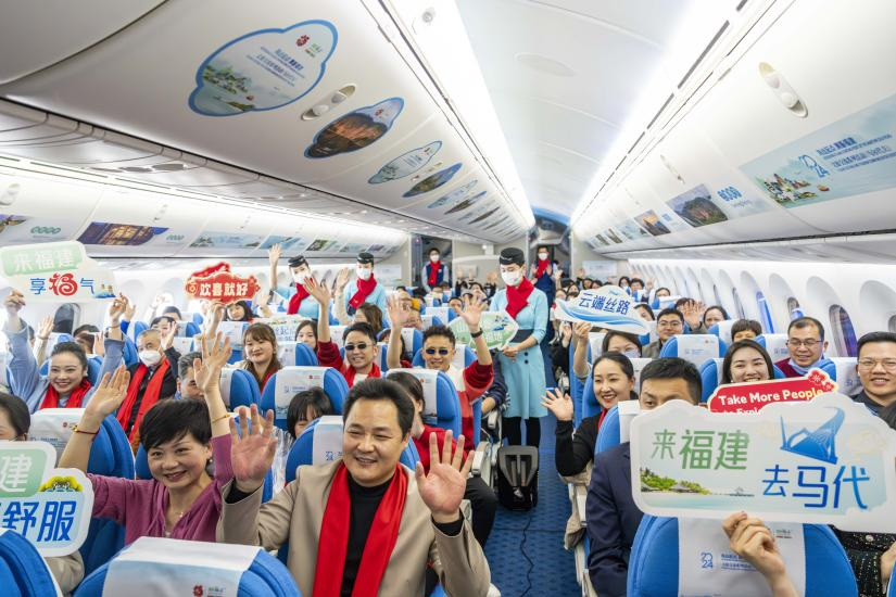 厦航新开福建首条直飞马尔代夫航线马旅游和交通部长接机(图3)
