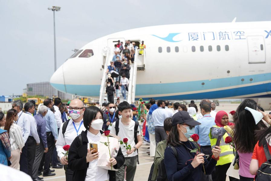 厦航新开福建首条直飞马尔代夫航线马旅游和交通部长接机(图4)