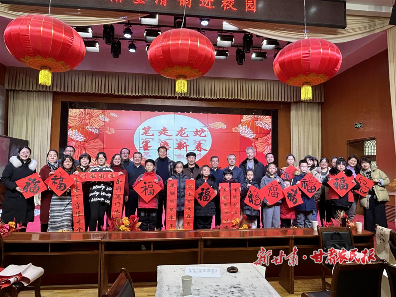 氛围感拉满！西固迎新季里年味浓(图2)